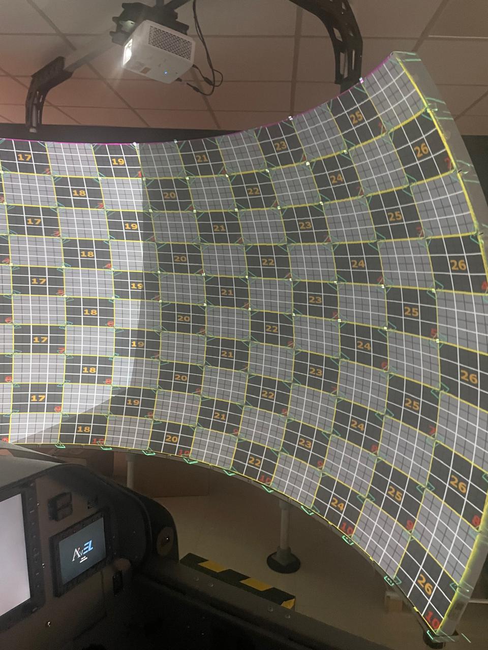 SimPit Warp calibration grid on the dome